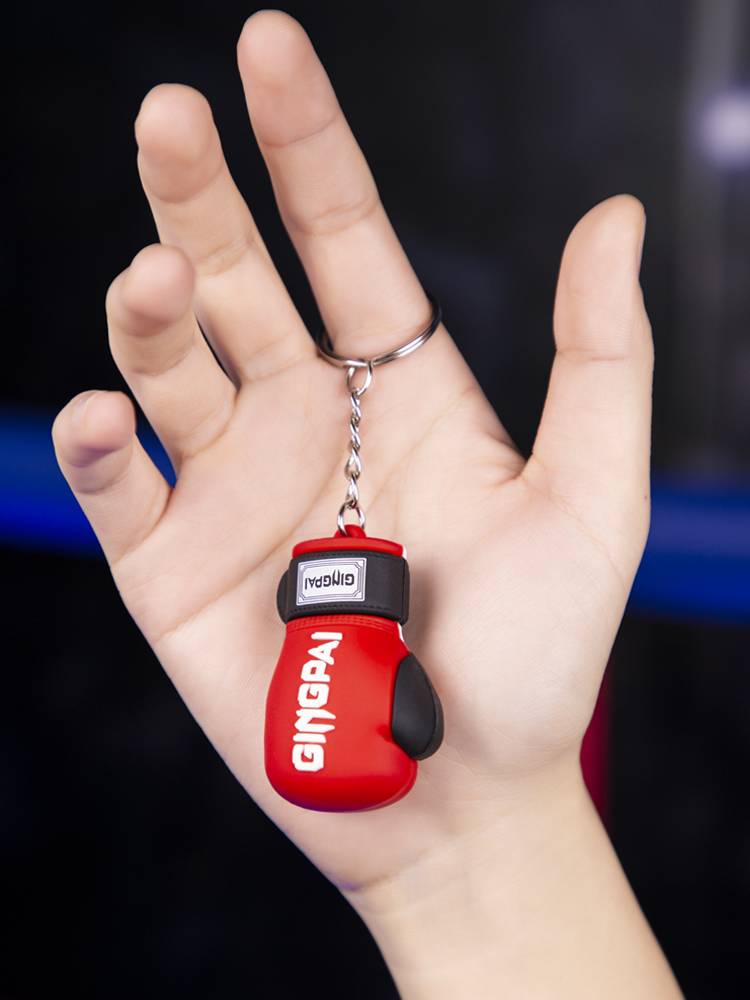 Small gloves, keychain, boxing decorative pendant box boxing gloves, mini cartoons soft glue keychain