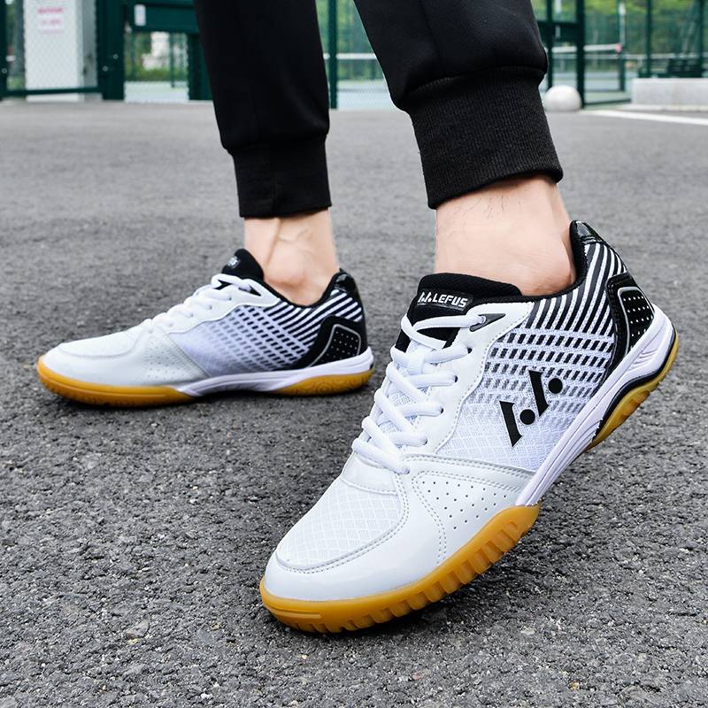 Professional fencing shoe men's and female fencing sneakers strike competition shoes training shoes sports school shoes wear -resistant anti -slip foot shoes