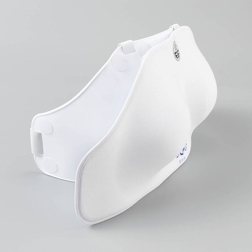 The new FIE fencing chest sheet fencing sheet sheet menu women's sheet women's sheet is in line with international competitions