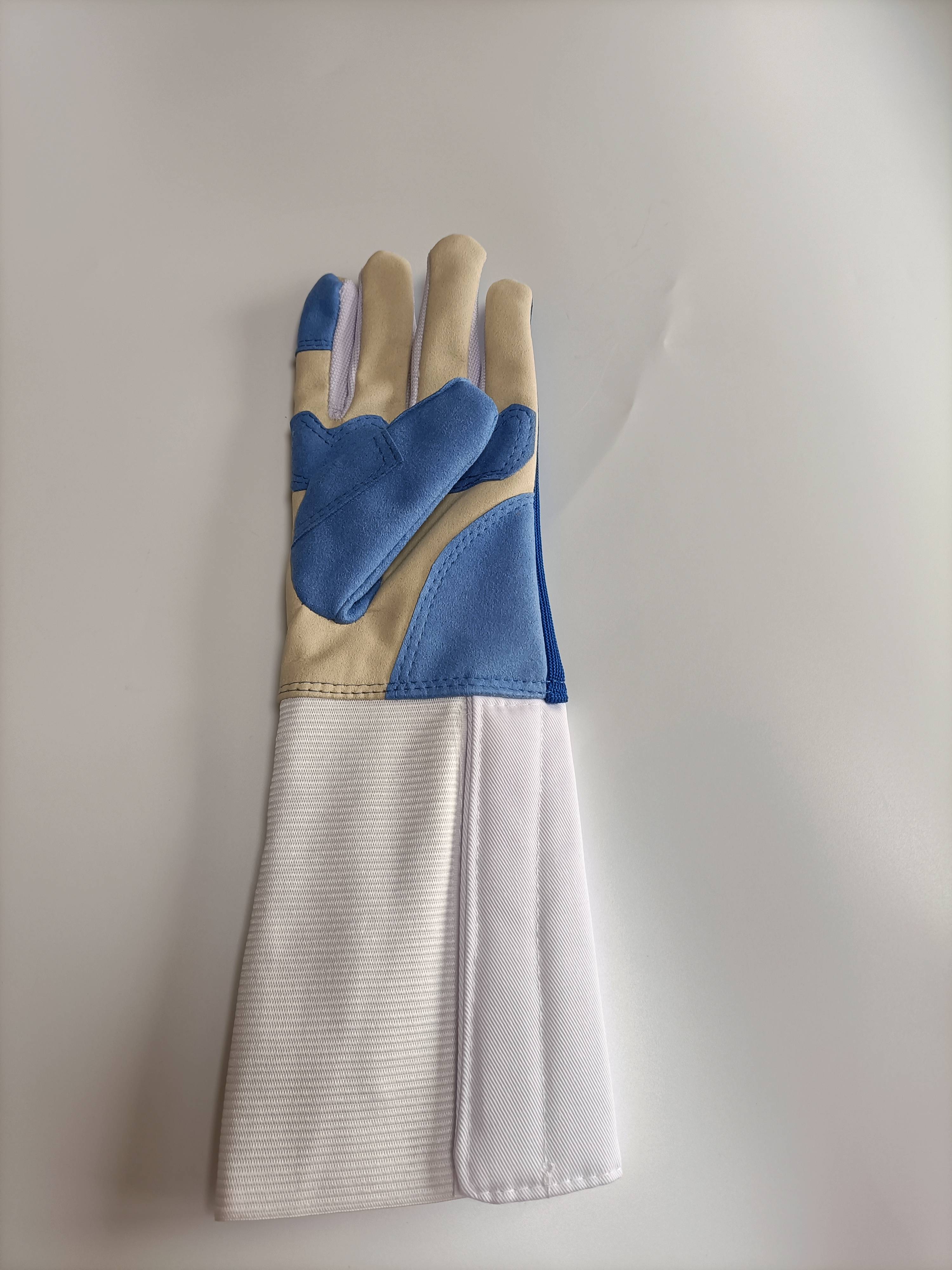 New scout sword gloves flower sword heavy sword universal glove competition training can be washed shit sword competition equipment