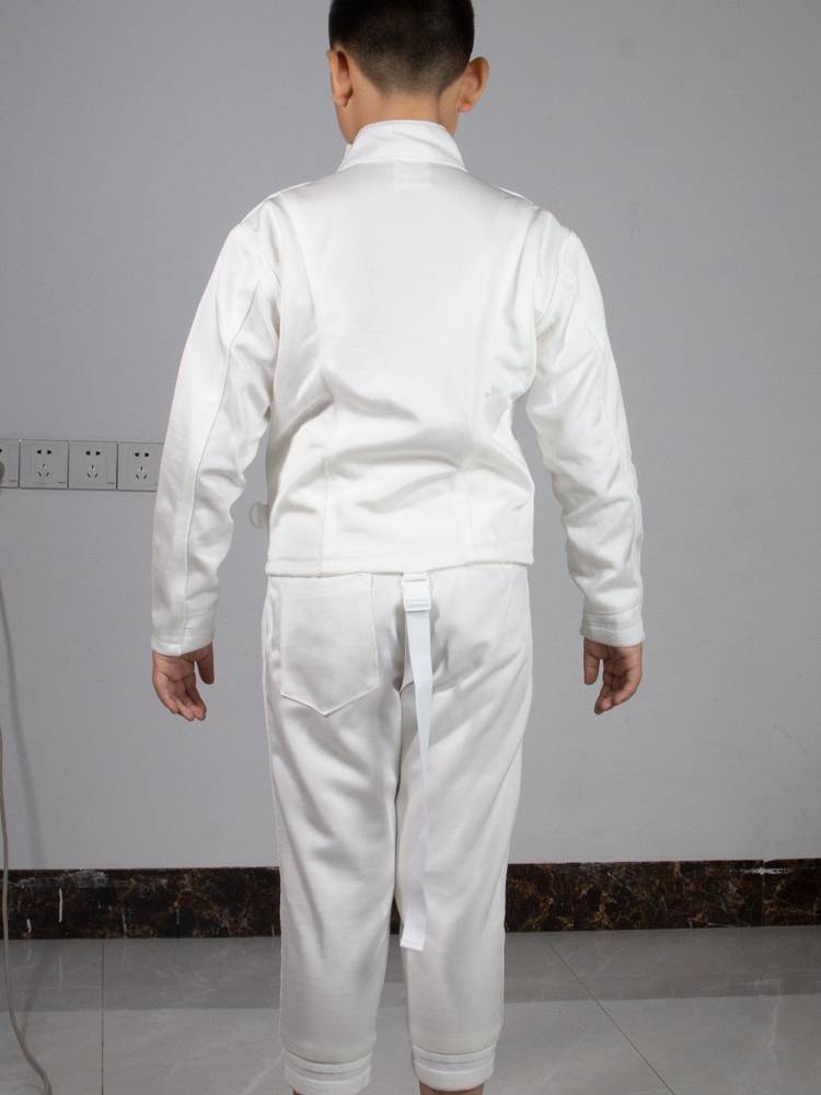 Fencing clothes full set of children 450N900N sword shock clothing heavy sword flower sword sword sword jewelery clothes competition clothing protection uniforms