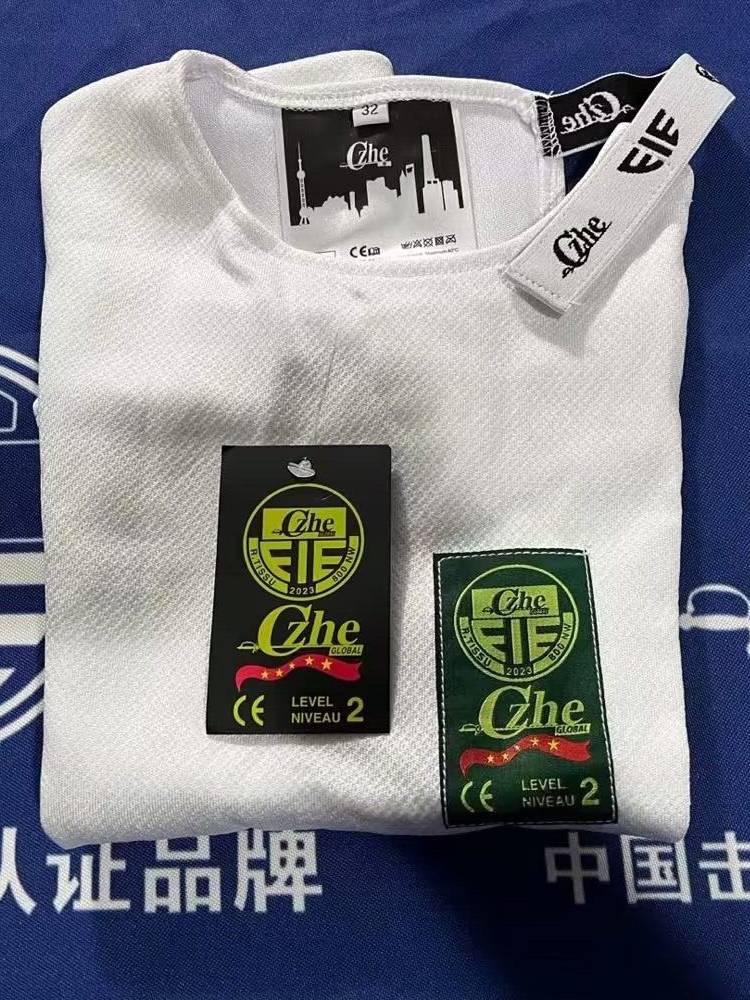 Fencing service ultra -thin ice silk three -piece suit CZHE FIE800N certified adult children can national competitions in the country