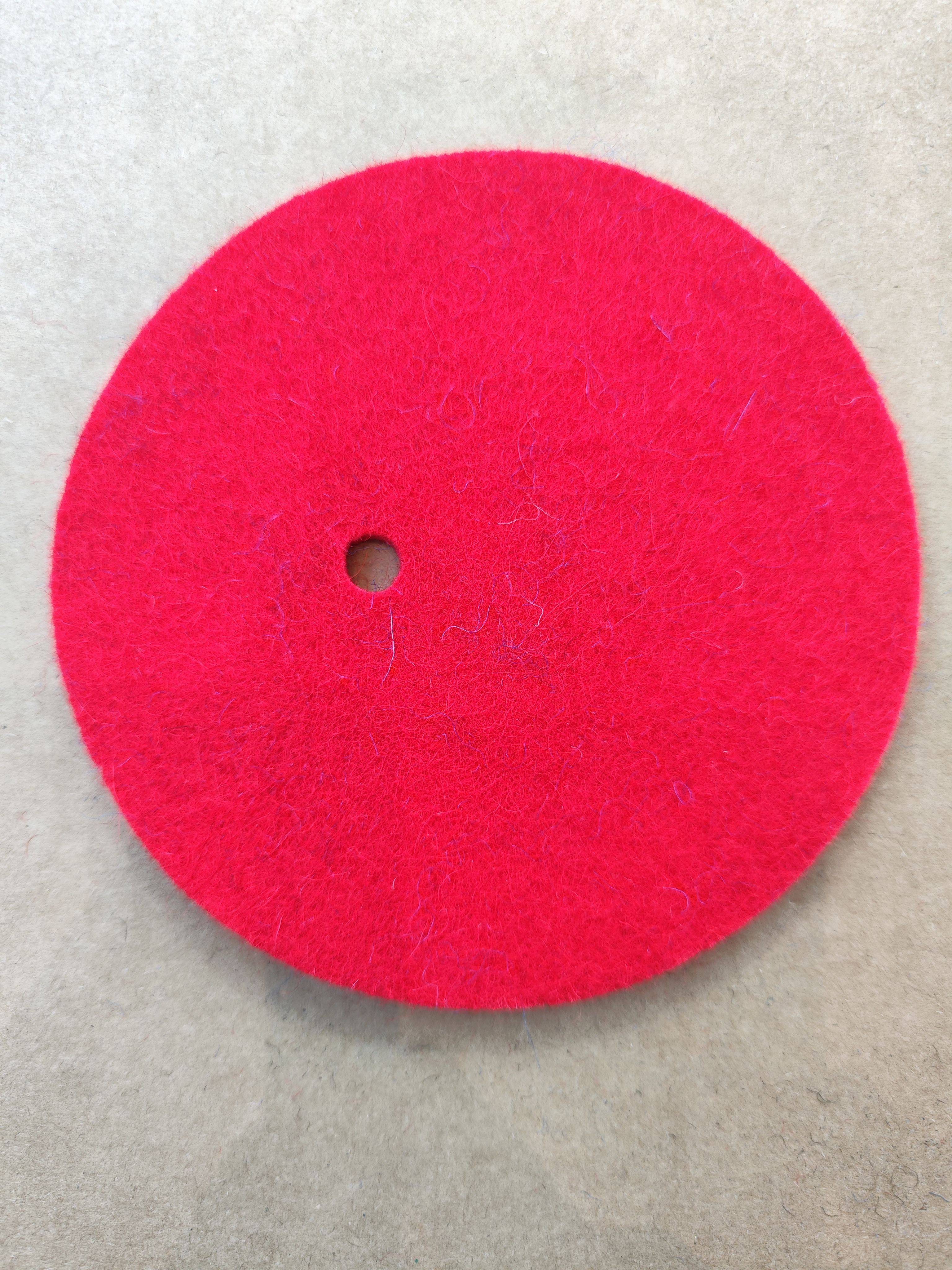 Heavy sword and wool mat red (common for adult children)