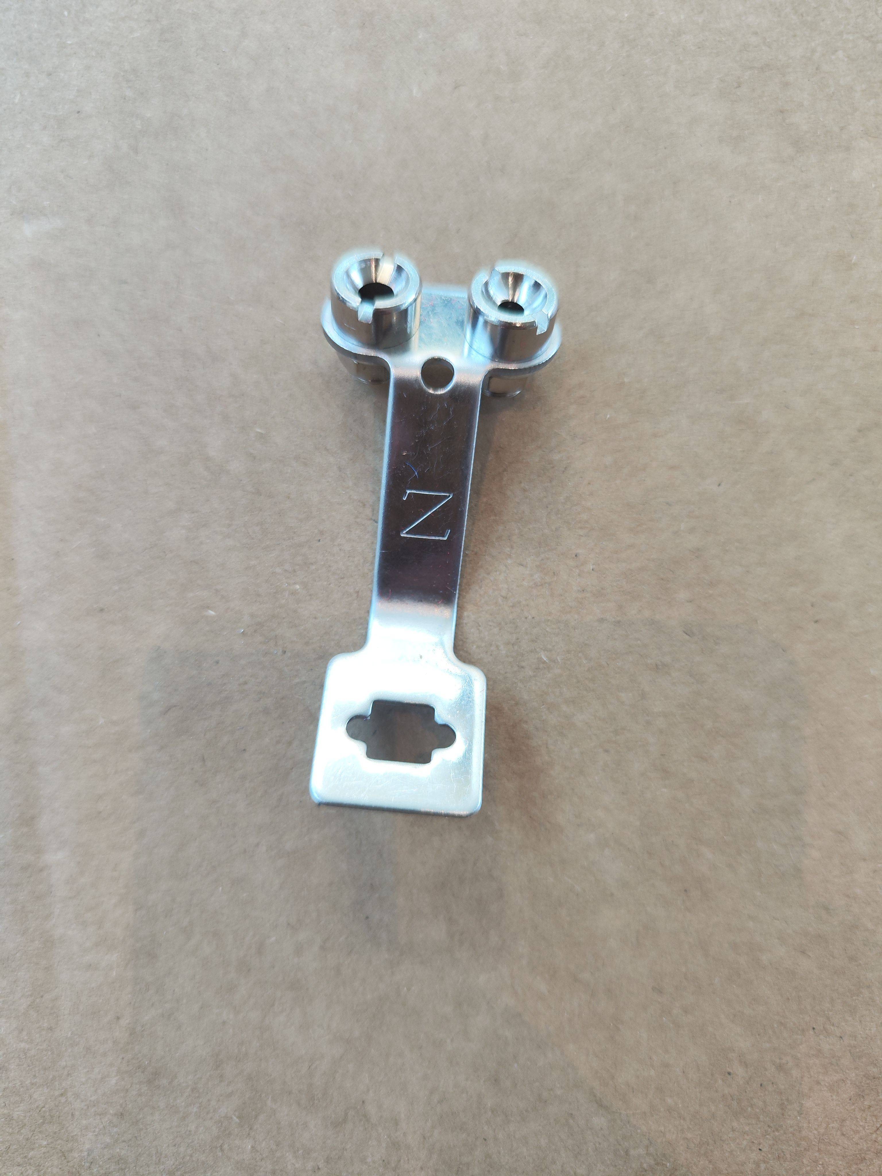 Compliance frame for swordsmanship (adult children)