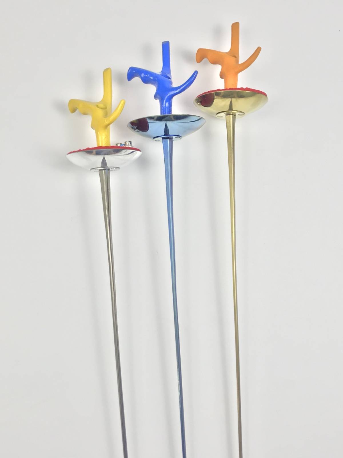 Fencing Electric Electric Sword Relax, Light Flower Sword Sword Sword Sword Competition, the whole sword imitation LP design can be contest