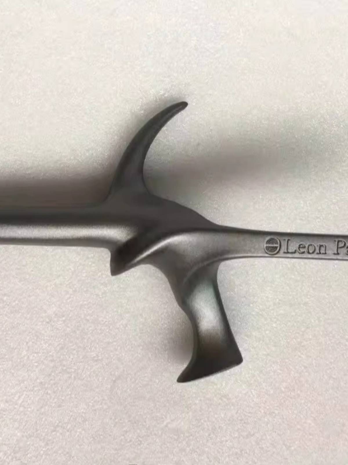 Paul Leonpaul Hollow Super Light Sword Handle Flower Sword Zero Flower Sword Heavy Sword Super Light Magnesium Alloy Spot