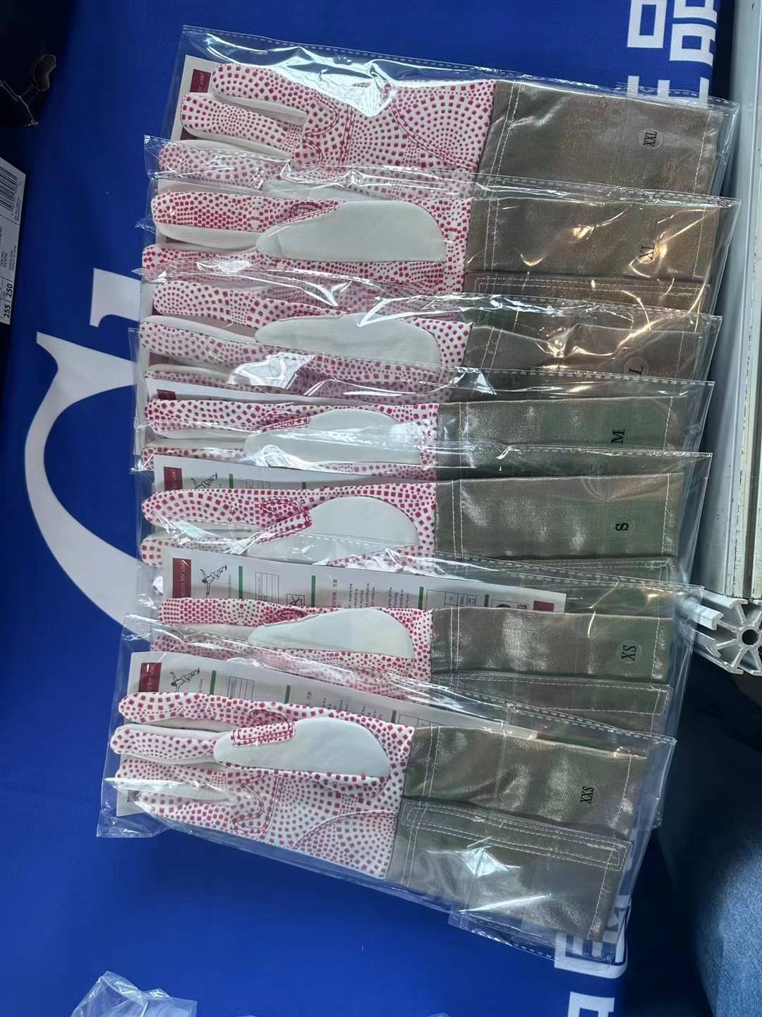 2024 New Rule CZHE Sword Gloves