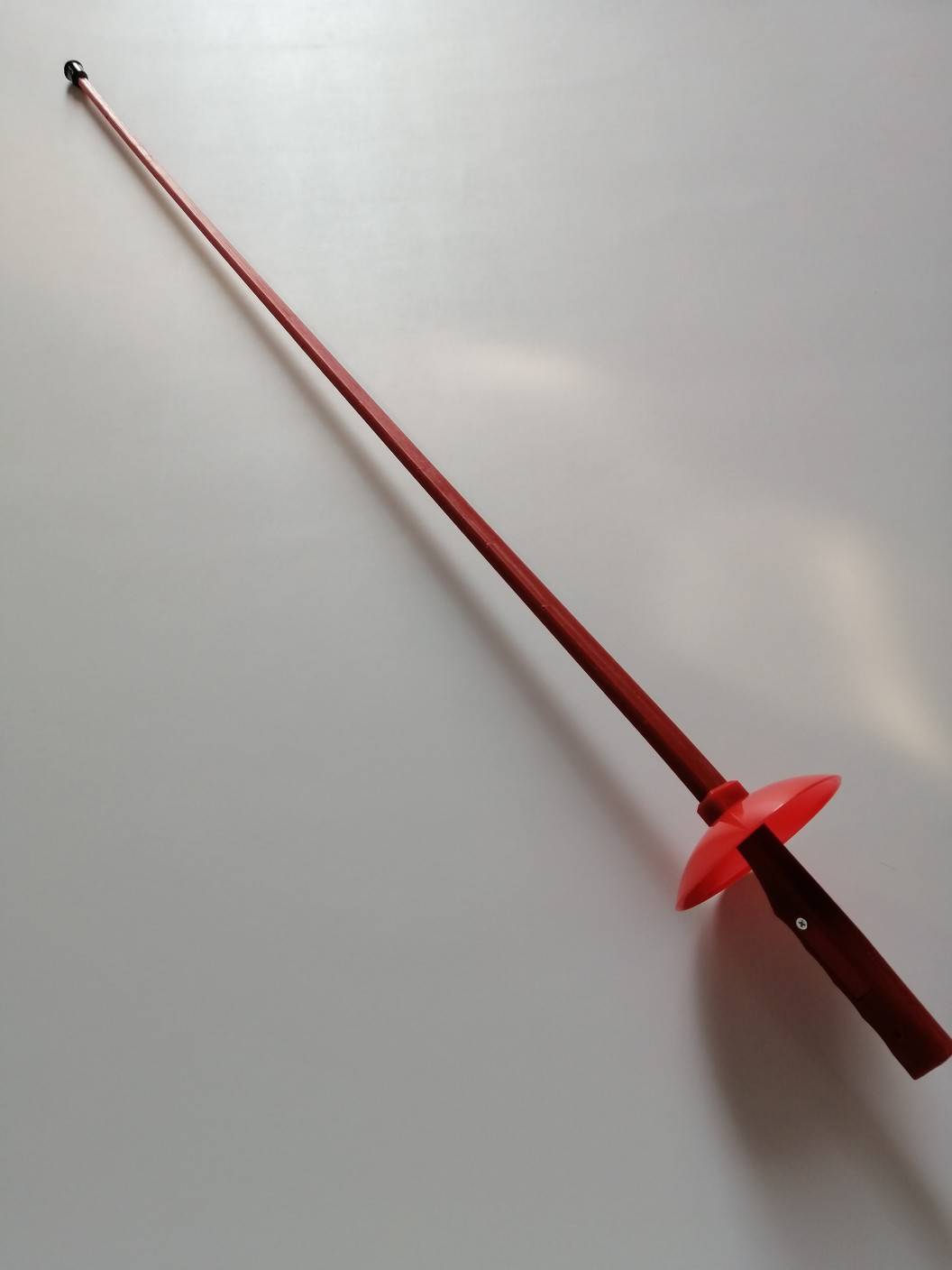 The red sword rings