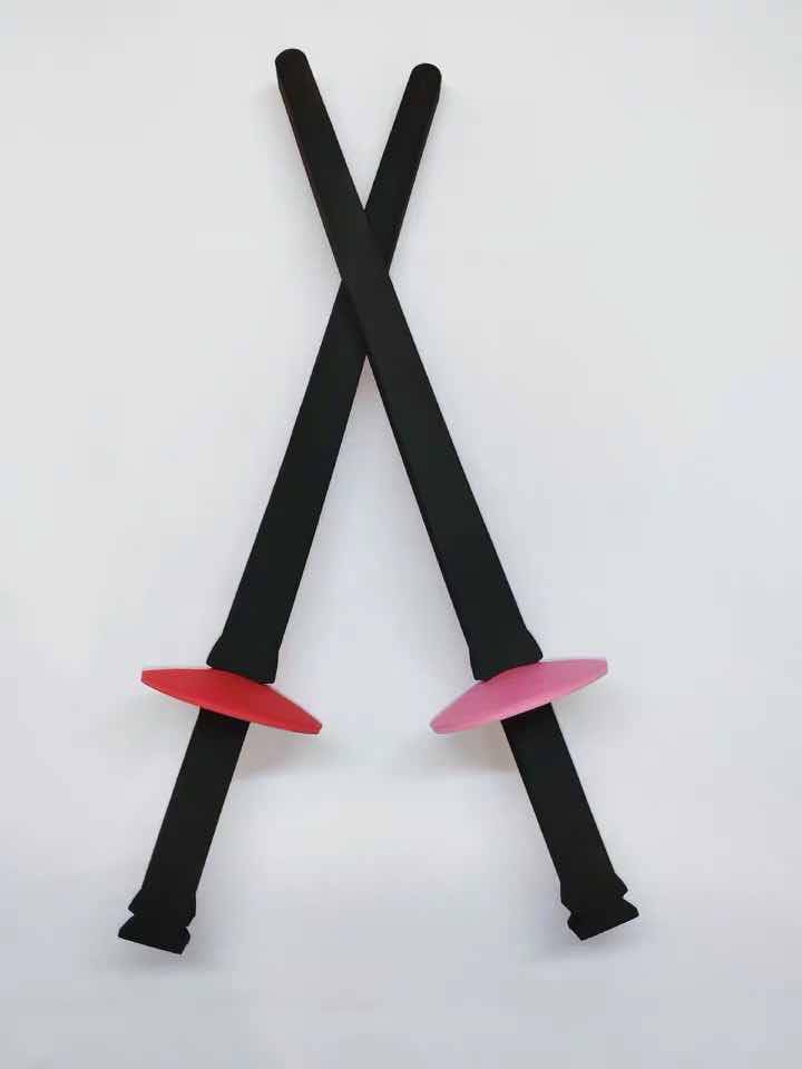 Net celebrities recommend fencing equipment Children's enlightenment fencing training bubble swords to ship
