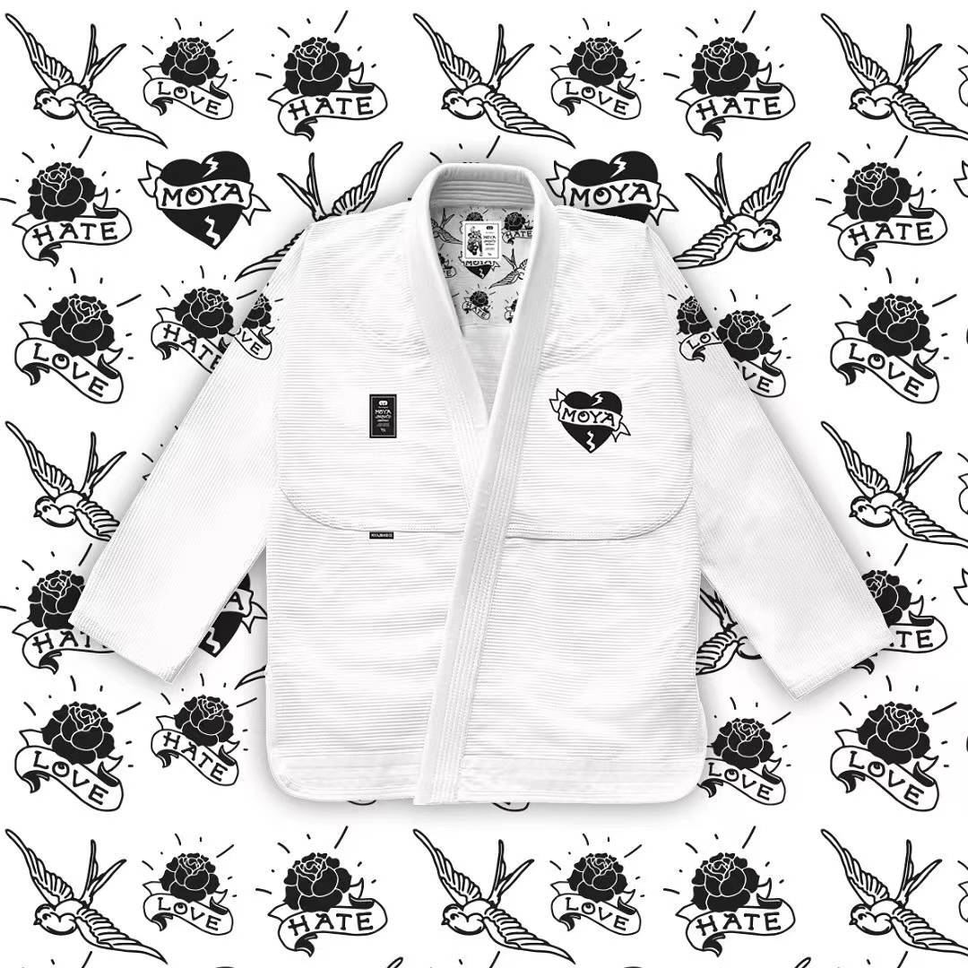 WHITE A0