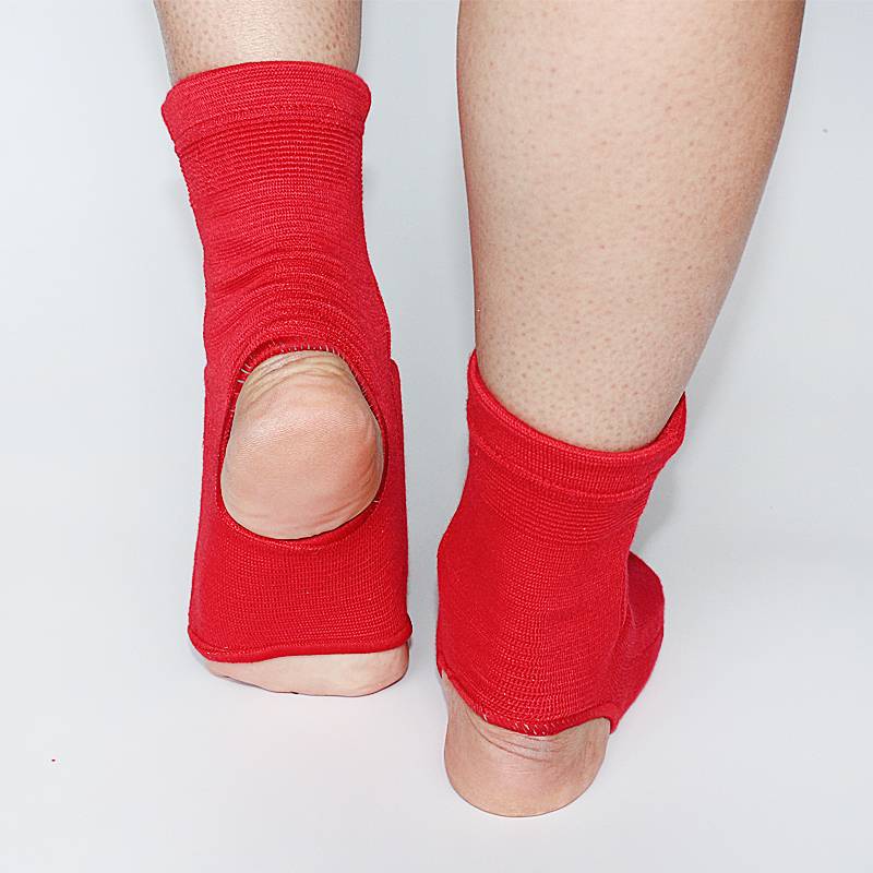 Silver fists to the back of the foot to the ankle to the karate