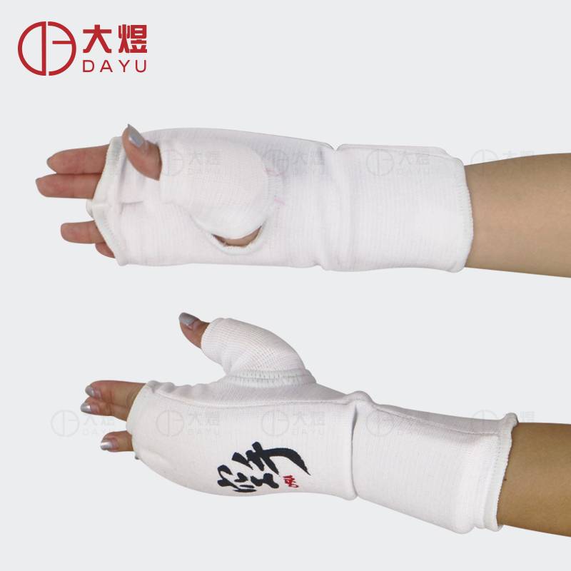 Isami same karate glove gloves gloves, showing finger semi -finger children's gloves adult taekwondo wrist
