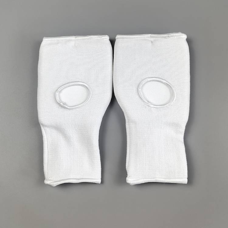 karate gloves finger two rows of two rows and one -shot gloves Taekwondo hand -to -hand karate gloves