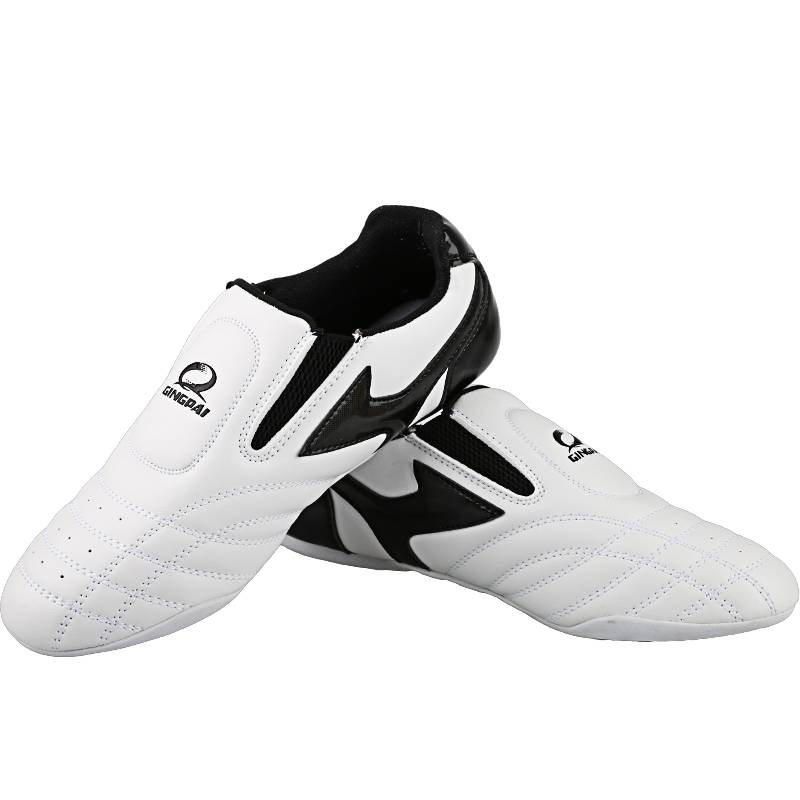 Soft -bottomed professional children's adult taekwondo shoes breathable and wideway shoes dispersion shoe karate shoes