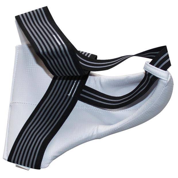 Taekwondo male protection, lady taekwondo, karate protection, taekwondo protection