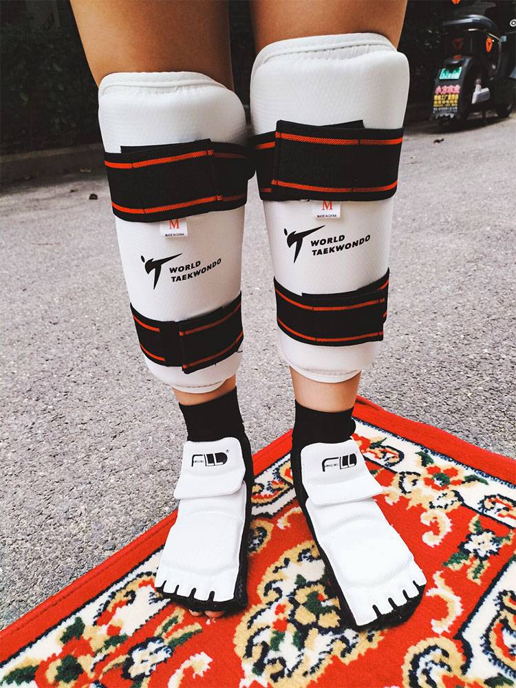 A full set of children's elbows for a professional training competition for adult karate