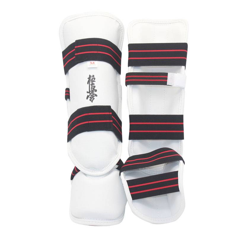 The silver karate karate for leg protection is a very good way to protect leg protection