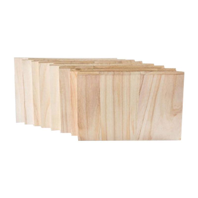 Tekwondo woodboards for the examination of children for the karate training