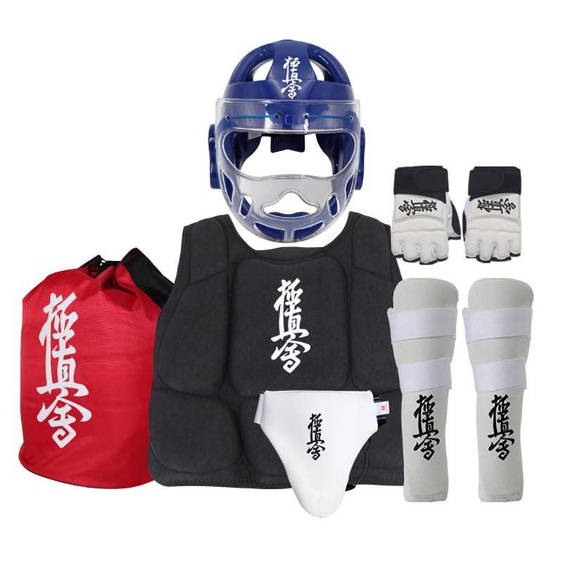 A complete set of children's noodle masks, head -to -chest gloves protective adult combat training set