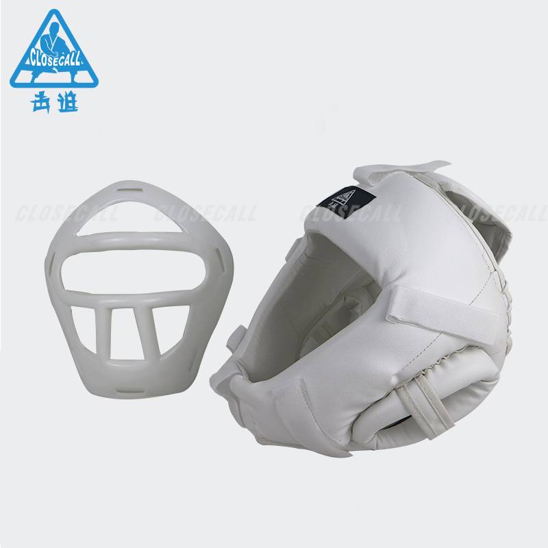New empty -handed helmet Taekwondo helmet protective mask Japanese -style helmet exit Environmental protection material and air permeability