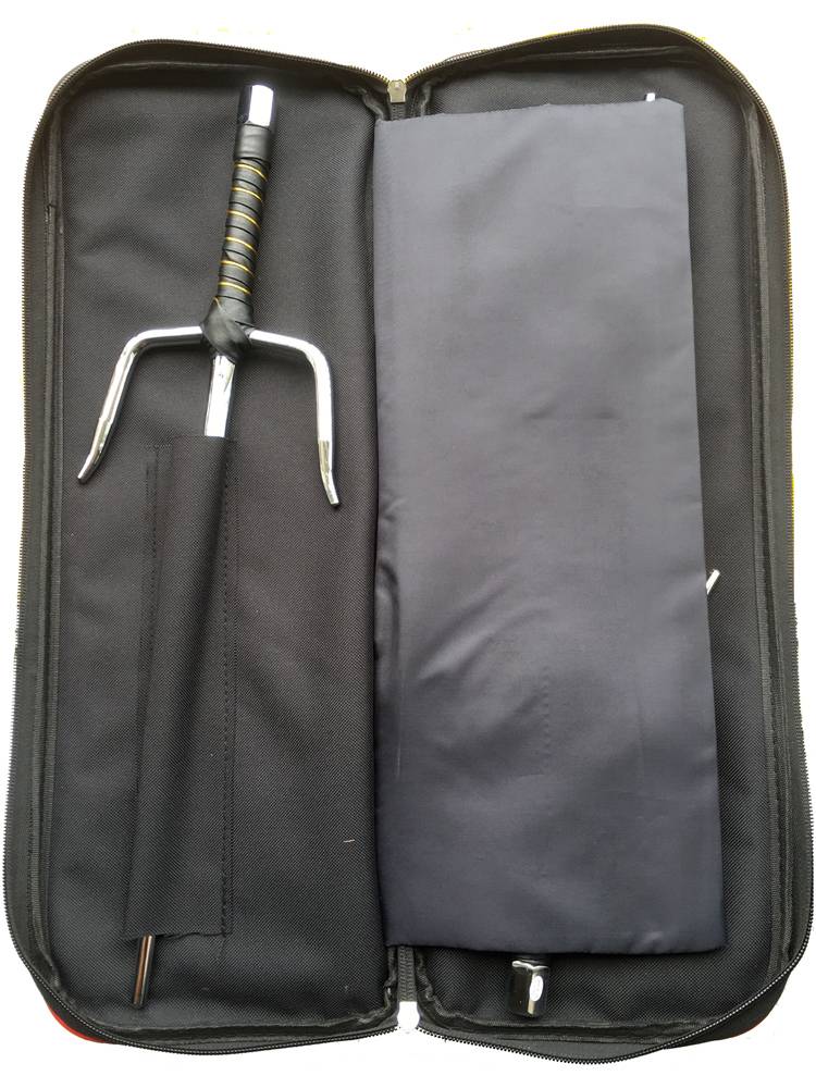 Karate short fork, roller fork, two fork steel fork kung fu, solid steel, three -stranded fork fork, tension martial arts ten -handed iron ruler