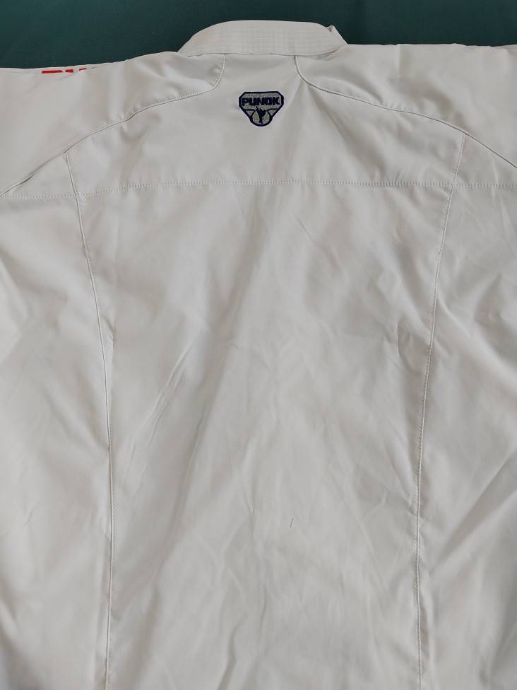 WKF certified karate, Punok group hand clothing, football fabric, light and breathable!