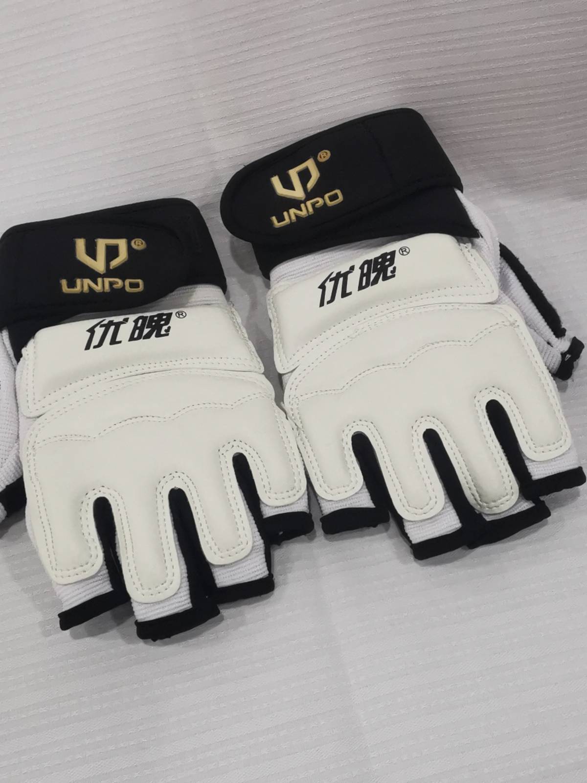 Youyou High -quality professional Taekwondo gloves bring the wrist -wrist children's adult coach training event for karate