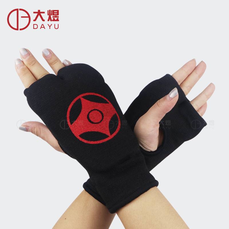 Karate Hand Hand Glitter Finger Finger Half Forest Same Fisting Children's Guard Adult Protective Passion Same Taekwondo Fang
