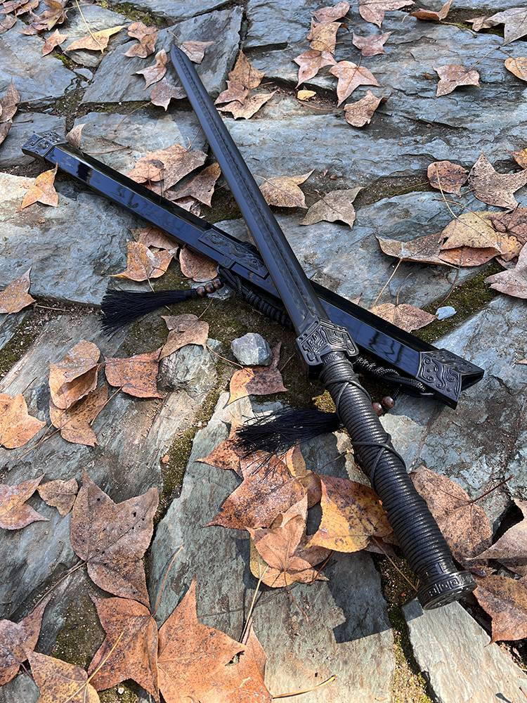 High-intensity one-size-size-fits-all sword-sword training in sword-sword and sword-do ancient troupe