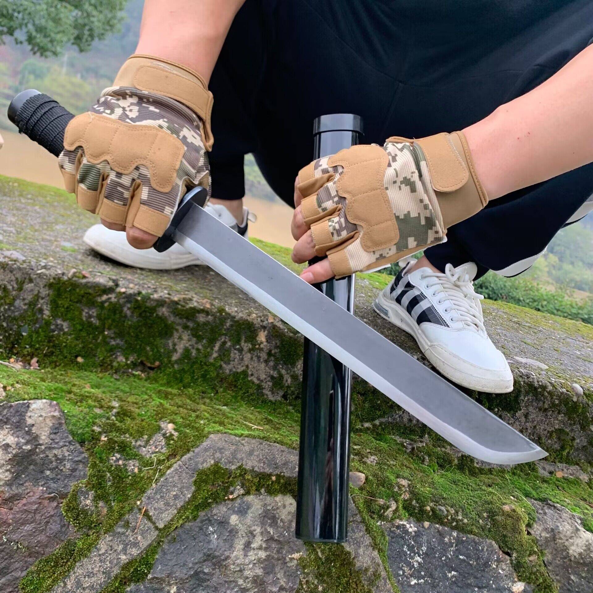 BLACK BLADE 50CM SHORT