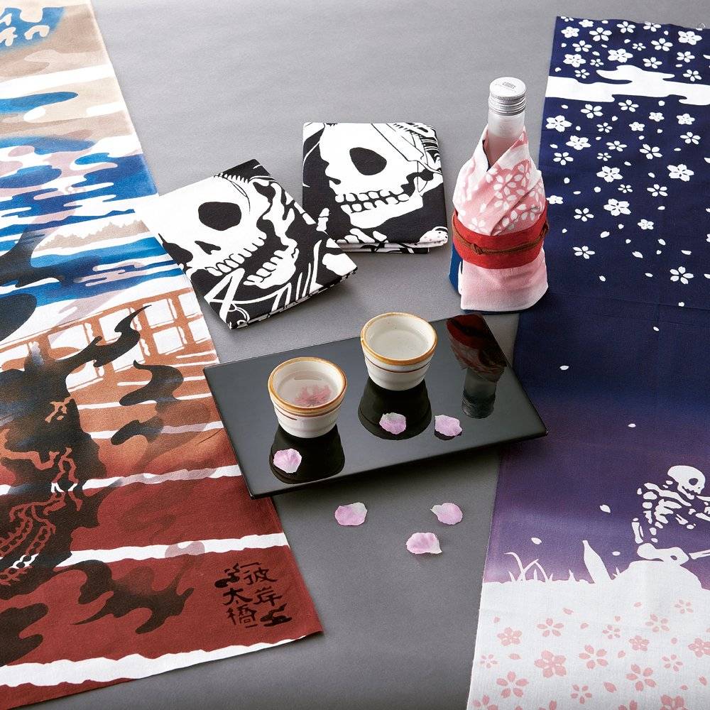 Hundred Ghost Night Walks Skeleton White Bone Cherry Bone Sword Dyeing Taoist Head Scarf Japanese Fabric Hanging Painting Know the House