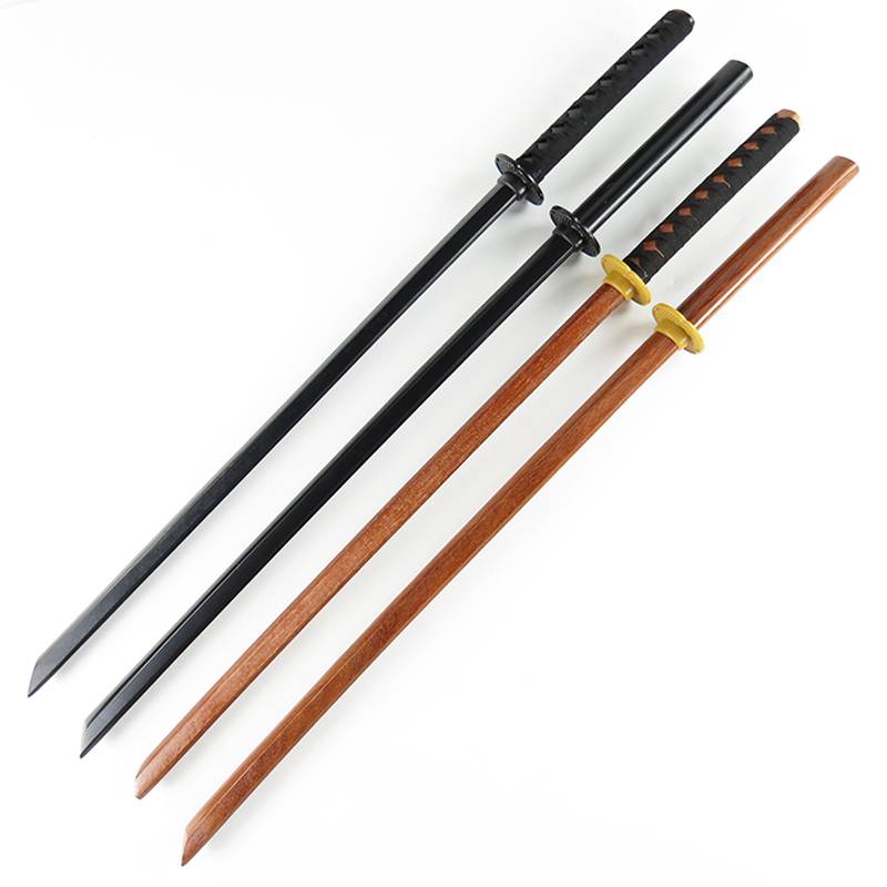 Japan's Koshido Kendo Knoda Blade Eroton can hit martial arts practice.