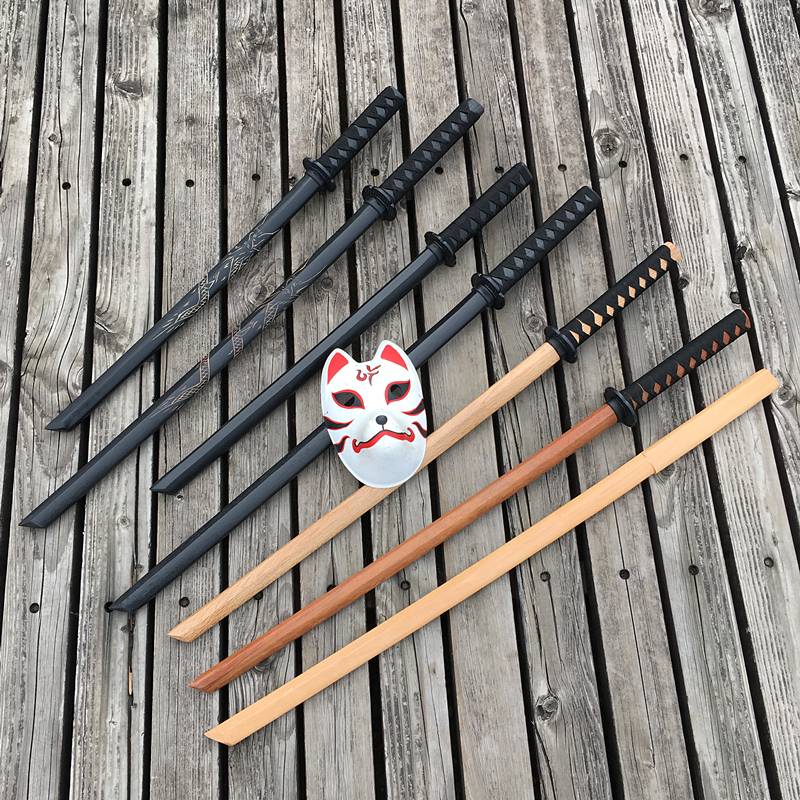 Free shipping samurai Daoju, wooden anime wooden sword, while hitting children's toys, Tong Lao Lake COS