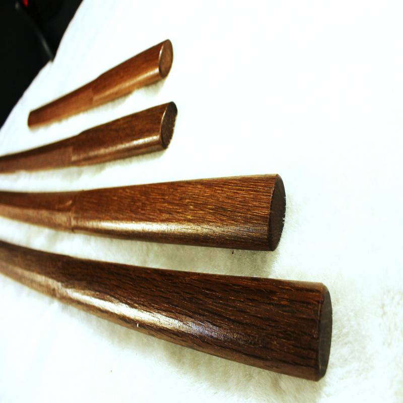 Hot sale, a vibration wooden knife, Ren Sheng wolf naturally stream of rough wooden knife heavy -duty puppets, kendo samurai knife