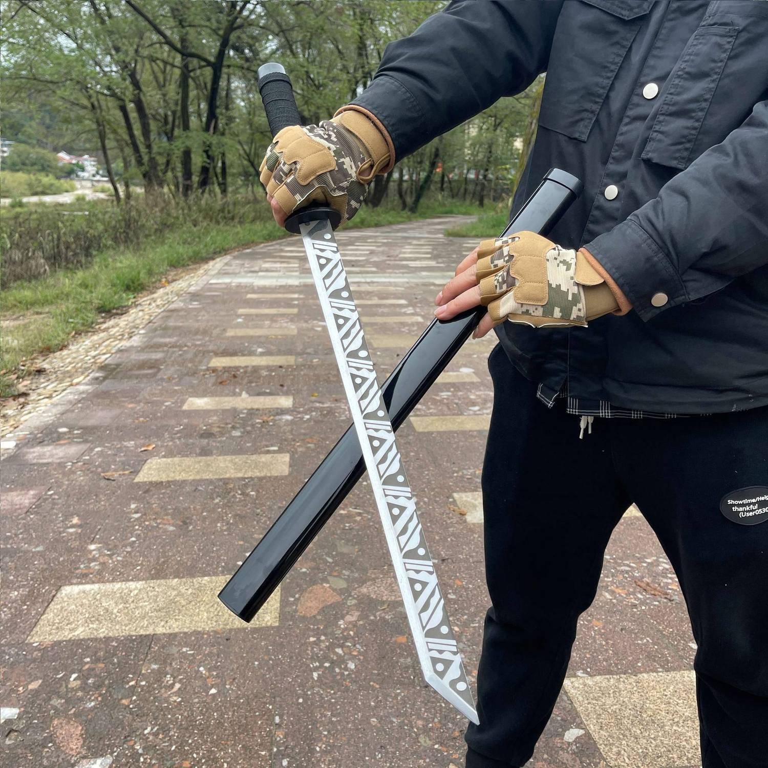 Metallic Machete and Steel Sword Town, one-on-one, hand-to-hand-to-hand-to-hand