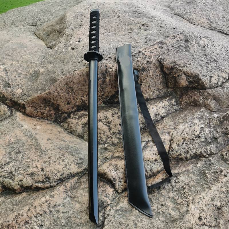 black 100 and knife plus leather