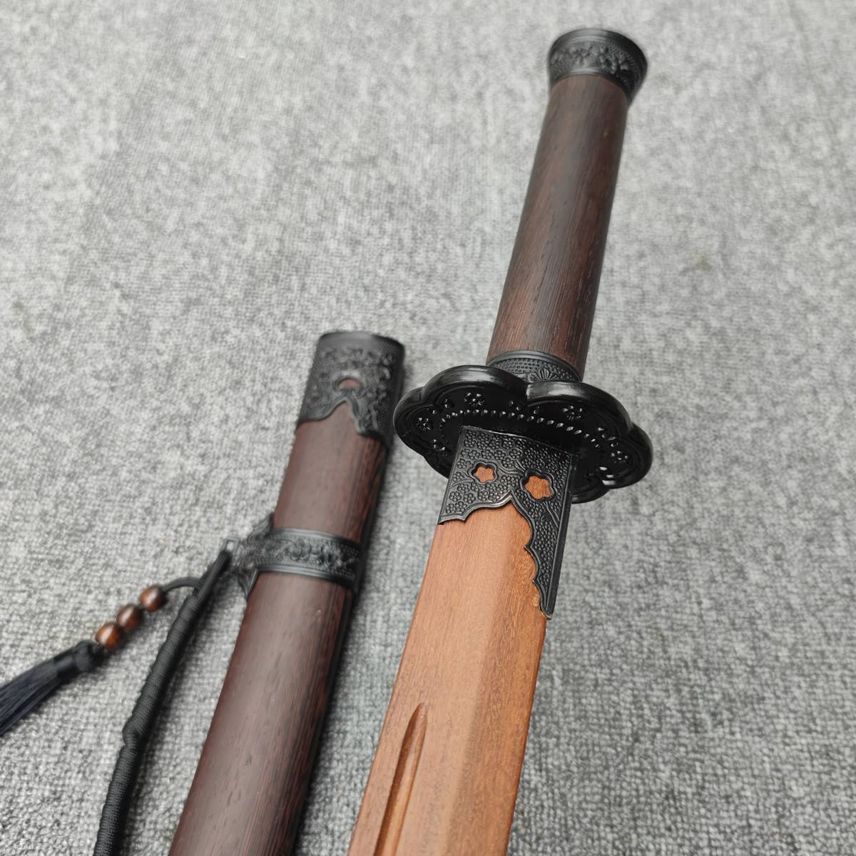 Ancient Wind Wooden Tang Hengdao Embroidered Spring Knife Training Pulling Sword Keeping Bamboo Sword Wood Kids Sheath Children's Toys and Wood Sword