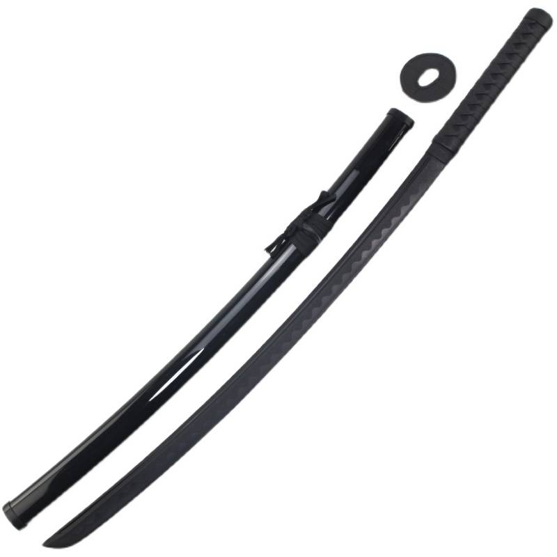High-strength Japanese swordsmanship Zhudo Zhuang practiced a slashing knife with plastic steel