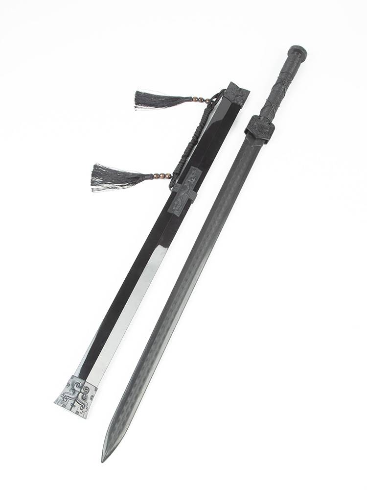 Plastic Han Sword Ancient Wind Road has embroidered spring knife integrated, more reality of kendo, high -intensity of high -intensity pair of sheath swords without opening the blade
