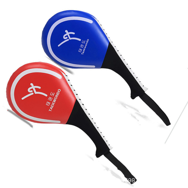 Taekwondo targets children with double-leaved chicken legs and taekwondo training targets