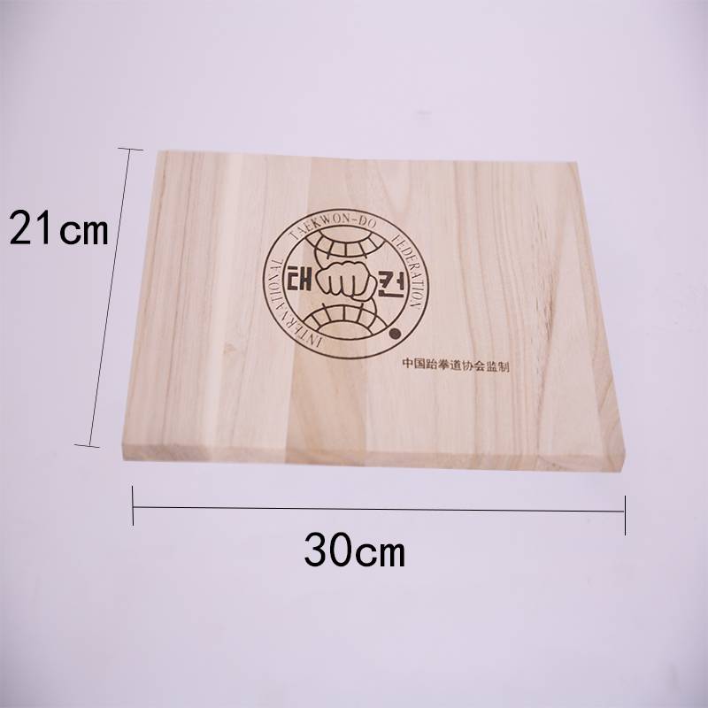 Kiki Dok Doi board breaker karate kicker karate karate