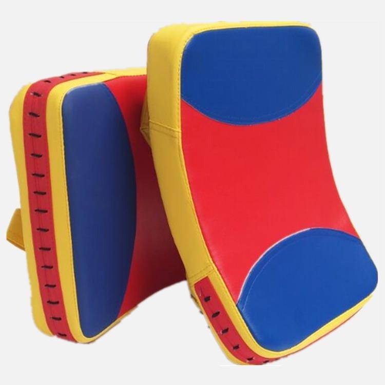 The new Taekwondo foot target curved Iranian target kicking target boxer target scattered fight training large breast target