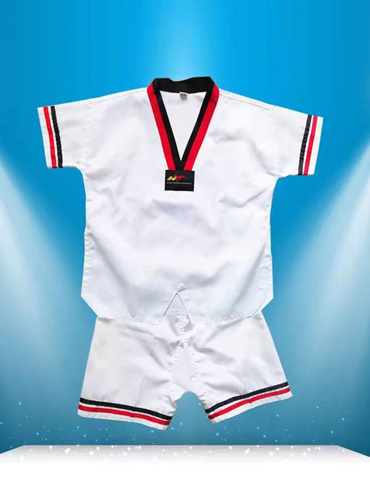 Taekwondo wears short-sleeved thongs and thongs for adult training students, male and female long-sleeved coaches