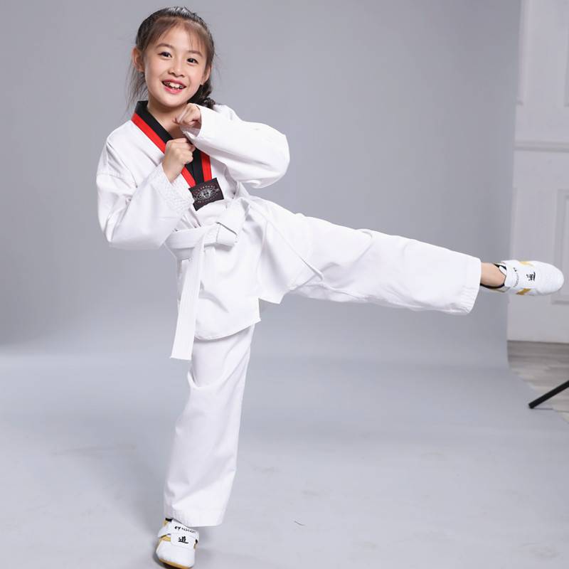 Taekwondo for adult children in pure cotton long sleeves and for male and female beginners in Thai boxing clothes