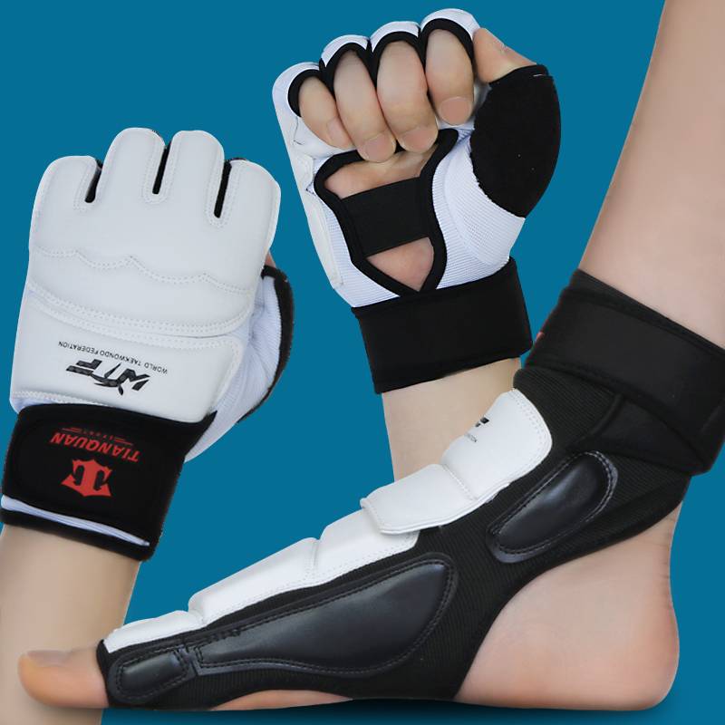 An adult training competition with a full set of gloves to protect the back of your feet and feet