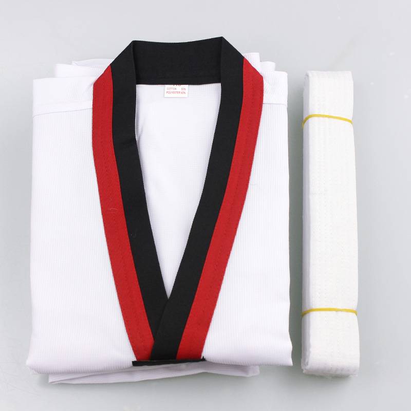 Taekwondo training for men and women in Autumn and Winter Taekwondo dress