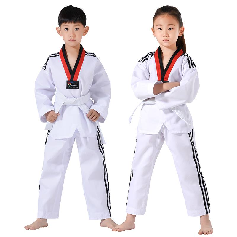 Taekwondo wears a child's clothes for a man and a woman with a full cotton long-sleeved dress, a summer dress for a boxing beginner