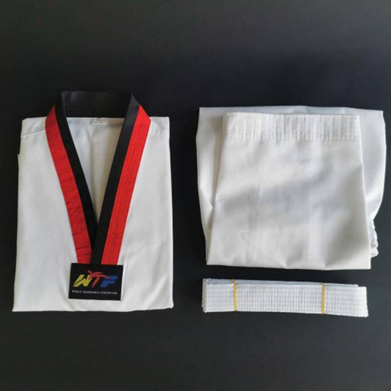 Taekwondo wears an air-traffic training suit for men and women, and a karate training suit for karate boxing