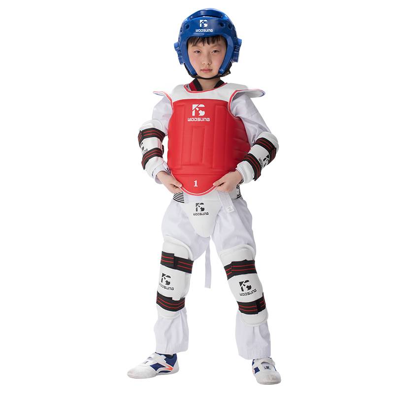 KOREAN WOOSUNG UPGRADED TAEKWONDO KIT-TYPE CHILDREN TRAINED FIVE SETS OF HELMETS THICKENED