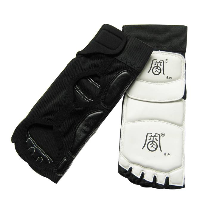 Broken code Qin Zong MY4015 Taekwondo Protective Foot Suffering Set only S No. S Training Foot Set